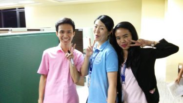 働きながら英語を学べるのがインターンのいいところ。欧米留学前に英語力と自信をつけるのにセブは最適の環境でした。