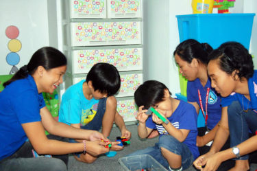 フレンドリーでおしゃべりな講師に恵まれて、Howdyで過ごしたセブでの親子留学！